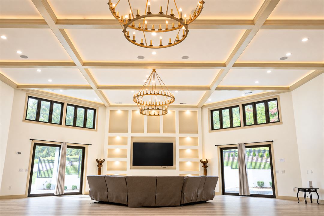 Under the coffered ceiling, The Main Villa