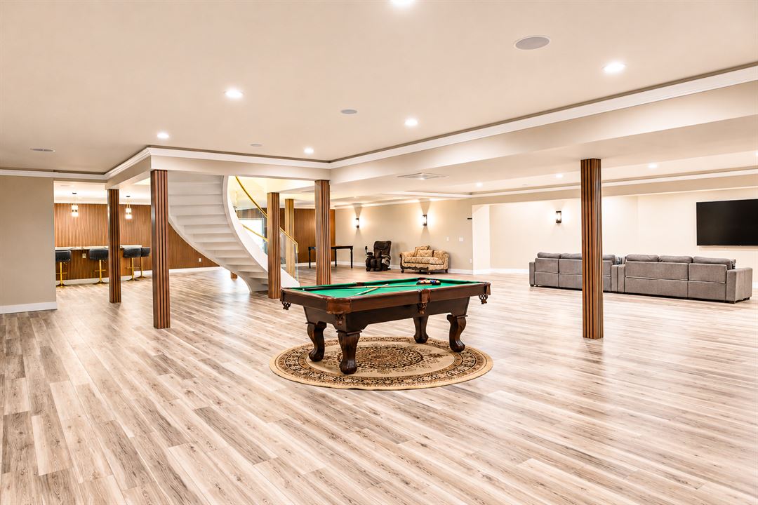 The games lounge, The Main Villa