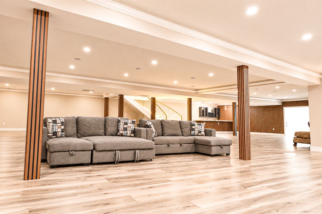 The lower lounge, The Main Villa