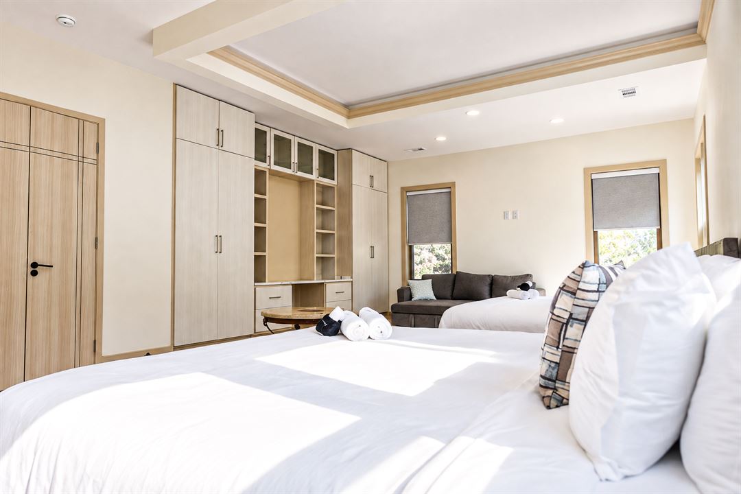 Bedroom and sitting area, The Main Villa